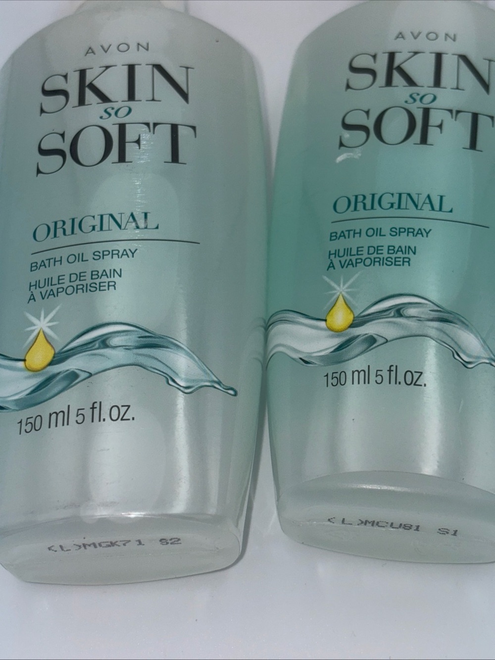 2 Retired Avon Skin so Soft Original Bath Oil Sprays - Picture 6 of 6
